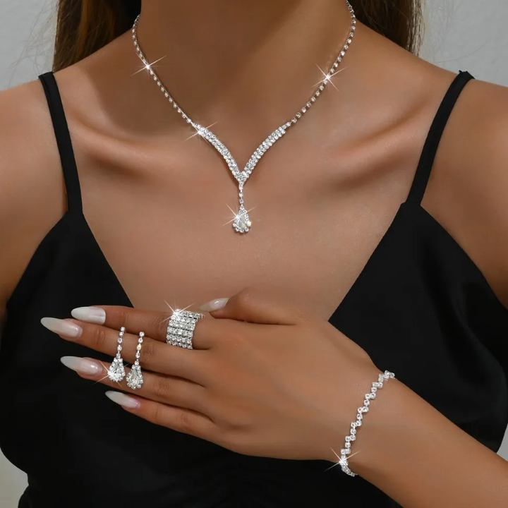 Women's Necklaces