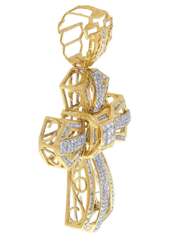 Diamond Cross Pendant| 3.05 Carats| 22.98 Grams