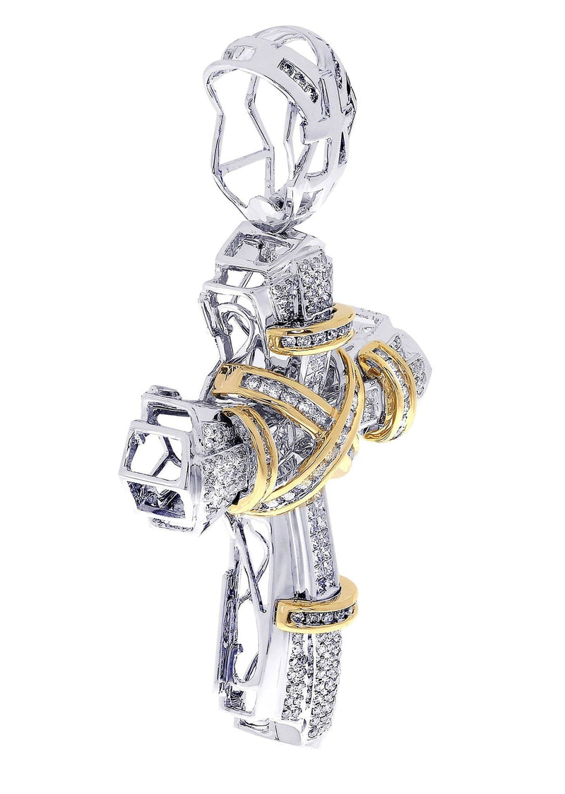 Diamond Cross Pendant| 2.71 Carats| 23.79 Grams