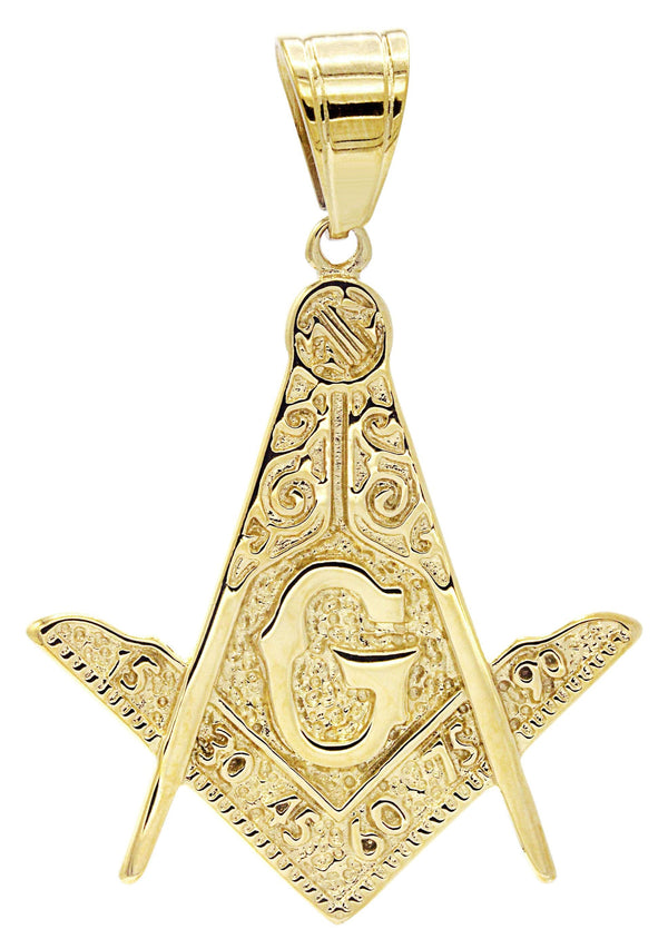 Mens Gold Plated Mason Pendant | 9.5 Grams