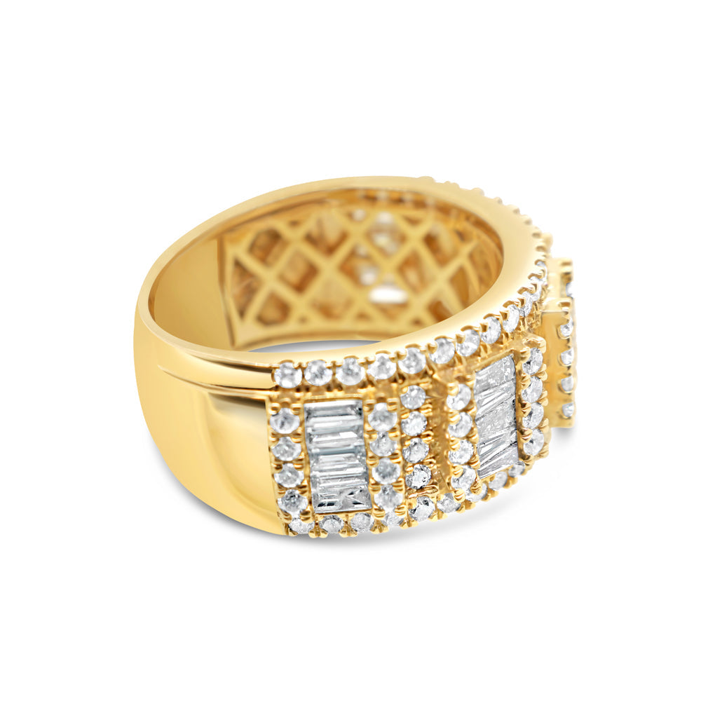 Gold Round and Baguette Diamond Ring | 14K | 2.93 CTW