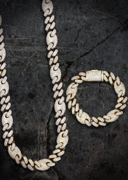 Diamond Gucci Puff Cuban Chain & Bracelet ( 18 MM )