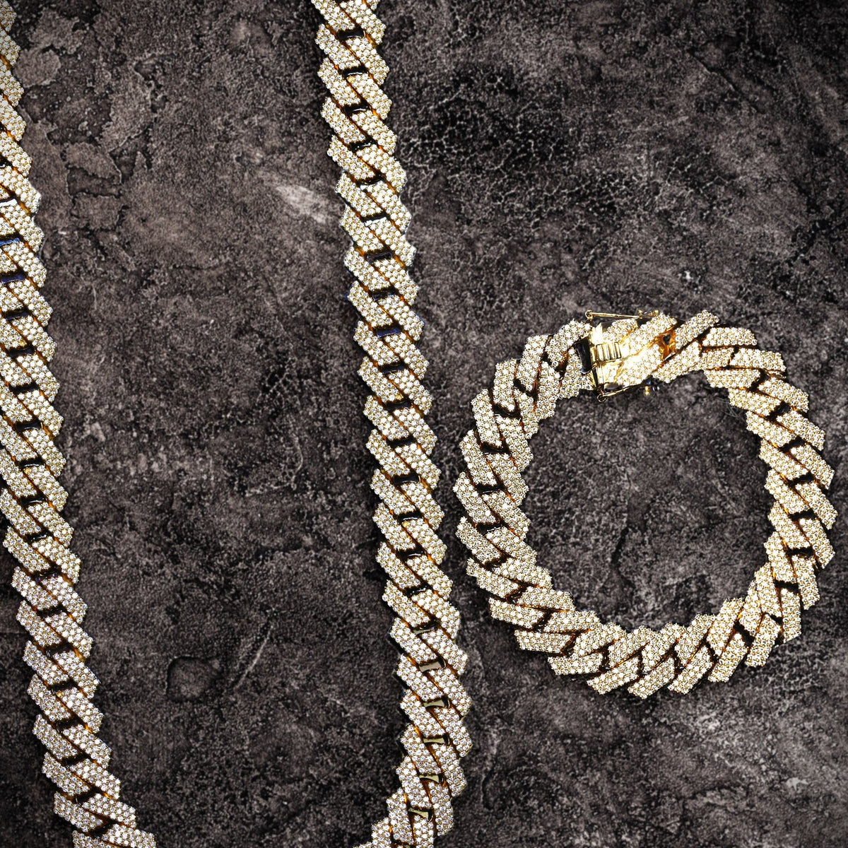 Diamond Miami Cuban Link Chain & Bracelet ( 17 MM )