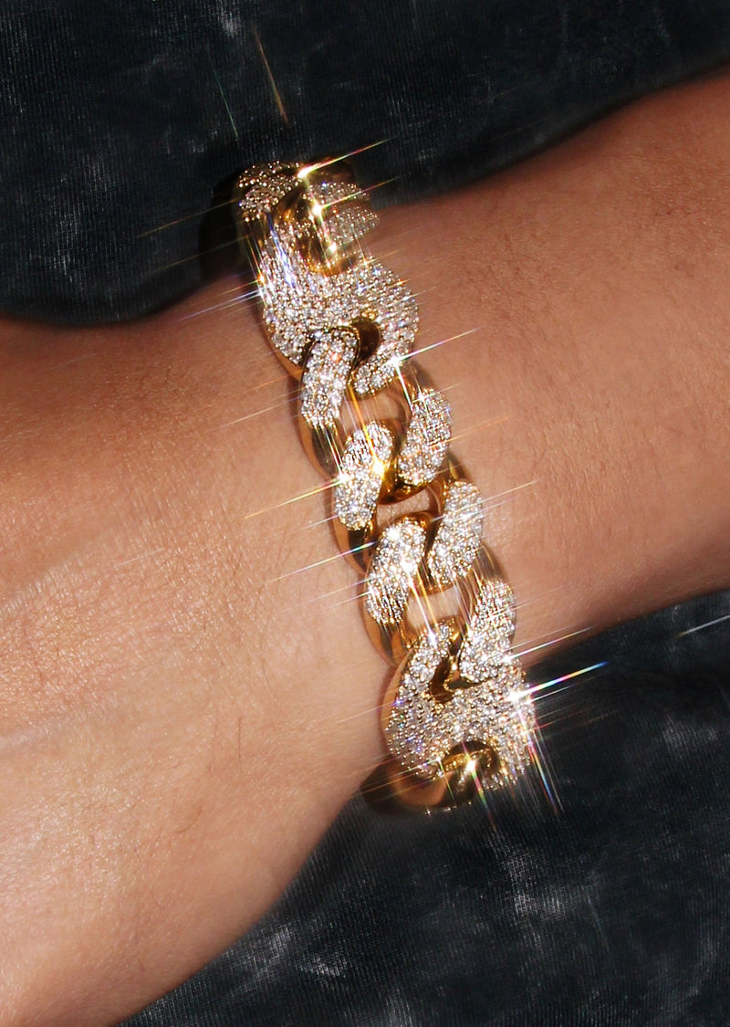 Diamond Puff Gucci Miami Cuban Link Bracelet ( 18 MM )