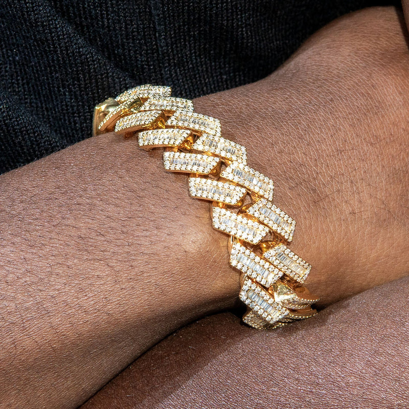 High End Jewelry - Diamond Iced Out Cuban Baguette Bracelet