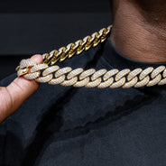 High End Jewelry - Iced Out Diamond Miami Cuban Link Chain