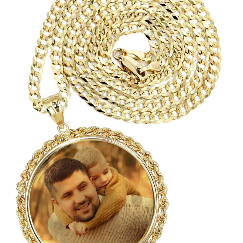 14K Yellow Gold Round Rope Link Picture Pendant Necklace | Appx. 1.6 Inch