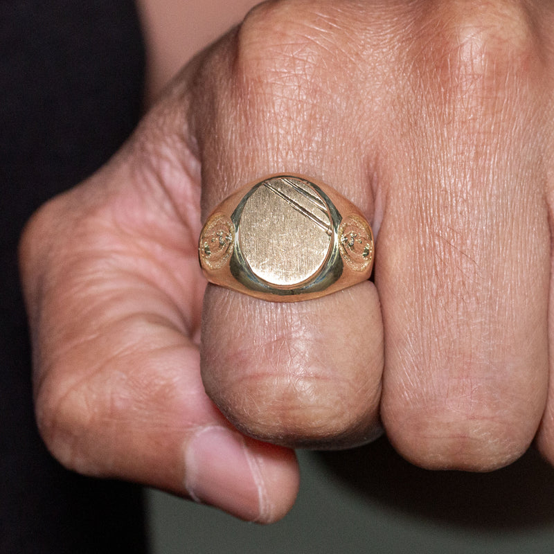 Mens Virgin Mary Signet Ring - 10K Gold | 6 Grams