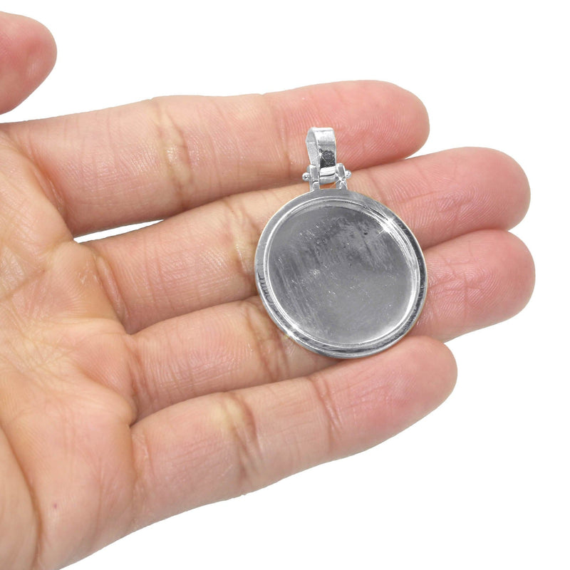 10K/14K White Gold Large Round Picture Pendant Necklace