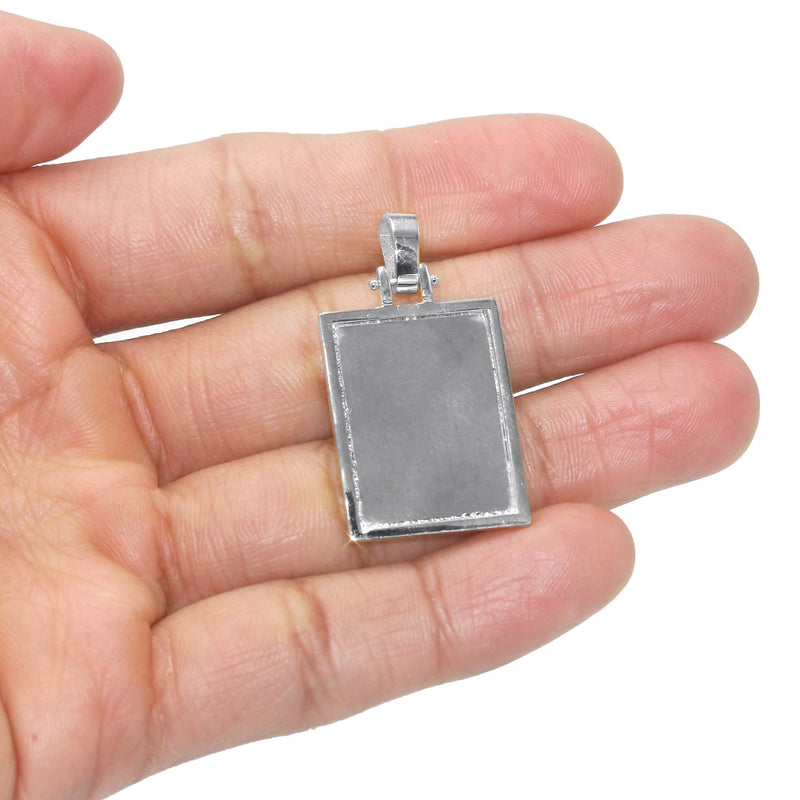 10K/14K White Gold Small Rectangle Picture Pendant Necklace
