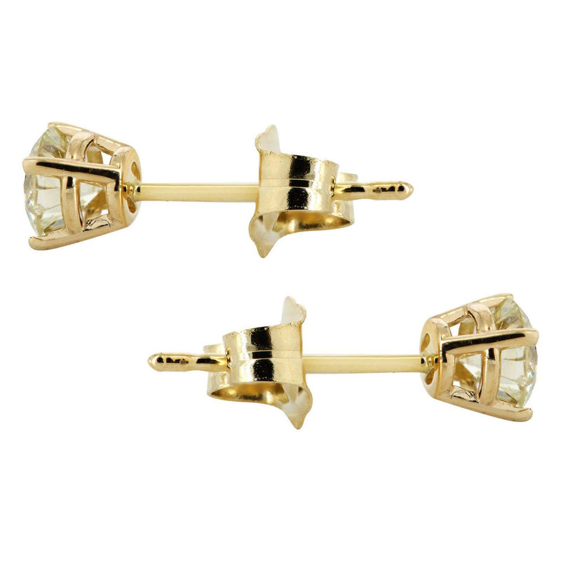 Round Diamond Stud Earrings | 0.26 Carats