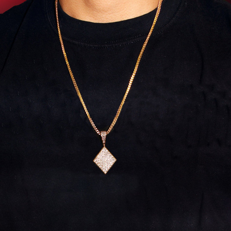 Mens Gold Plated Rope Chain & Iced Out Pendant | Appx. 16.1 Grams